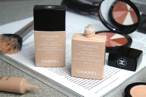 chanel vitalumiere aqua 20 beige review|Chanel vitalumiere aqua sephora.